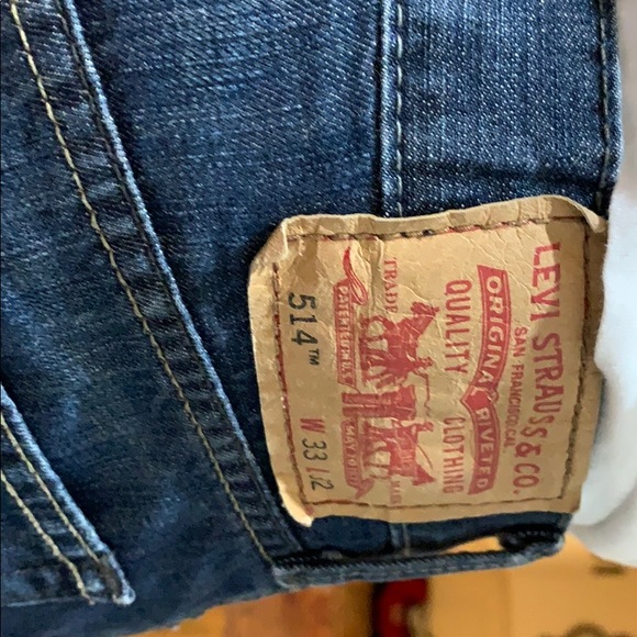 Levi’s!! The best go to choice! - Picture 3 of 5